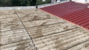 Manutenção de coberturas com impermeabilização profissional