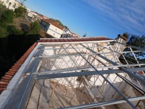 Substituição dos telhados com impermeabilização